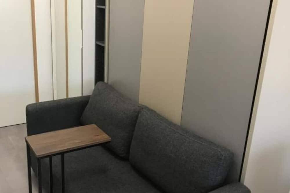 Appartement entier, 6 Next To Paris in Montreuil, Seine-Saint-Denis
