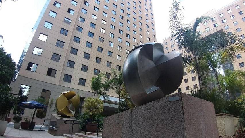 Casas e apartamentos de temporada para 4 pessoas, com piscina e sauna e ainda jardim and vista em Moema