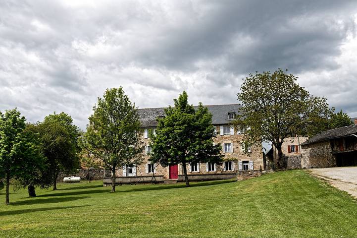 Location de vacances pour 32 personnes, avec jardin dans l' Aveyron - 3