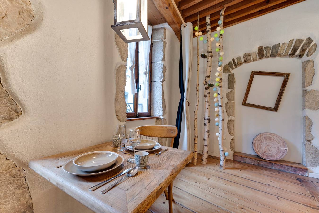Apartamento vacacional entero, La Cour Filaterie - Suite of 30 sq. m in the ❤️ Annecy 🥐 breakfast included in Annecy, Annecy (commune)