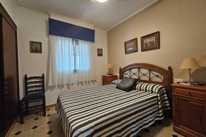 Chalet für 8 Personen, mit Garten in Oliva - 3