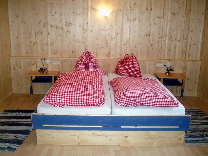 Ferienhaus für 6 Personen, mit Terrasse und Ausblick in Hainzenberg - 2