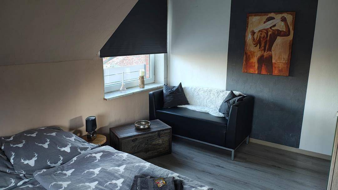 Entire holiday apartment, Moderne Fewo No. 1 in Aurich, Nordseeküste
