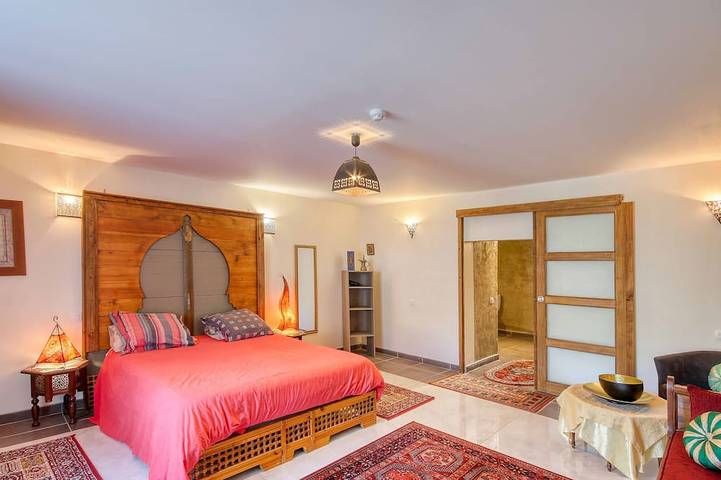 Location de vacances pour 15 personnes, avec jardin dans Basilique Notre Dame D Orcival - 3