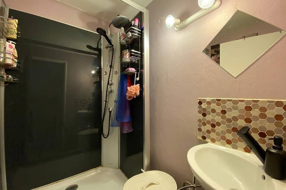 Entire apartment, Pleasant Duplex in Sevran, Seine-Saint-Denis