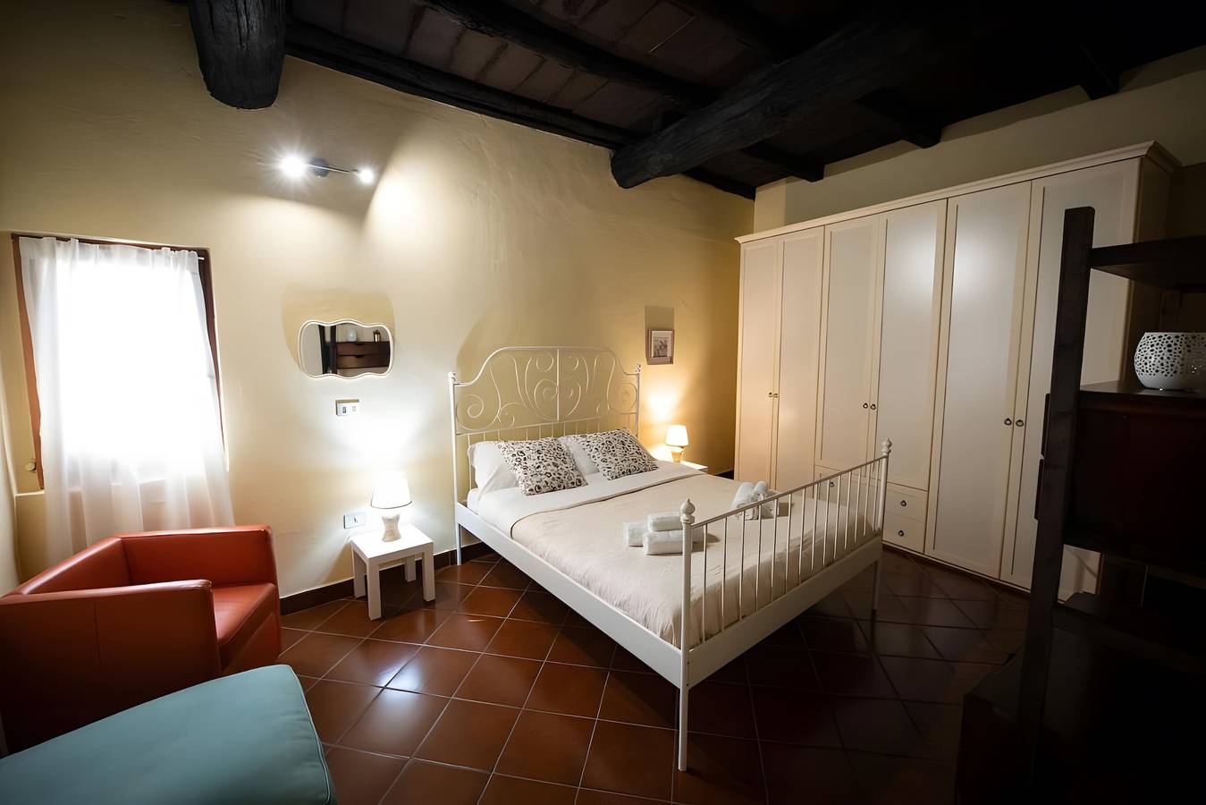 Appartamento intero, Appartamento 'Davide Home Sutri' con Wi-Fi in Sutri, Provincia di Viterbo