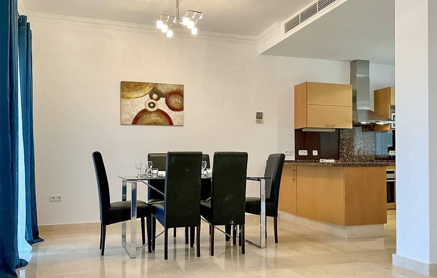 Soleggiato rifugio con piscina, AC e WiFi - Appartamento 2BR in Arcos de la Frontera, Pueblos Blancos