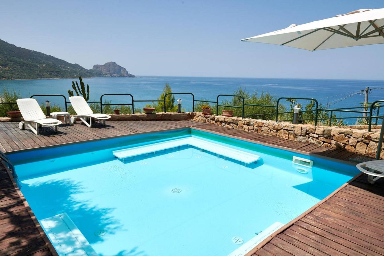 Apartamento entero, Apartamento 'Cefalhome - Kefahelion' con vistas al mar, Wi-Fi y aire acondicionado in Sant'Ambrogio, Cefalù (Municipio)