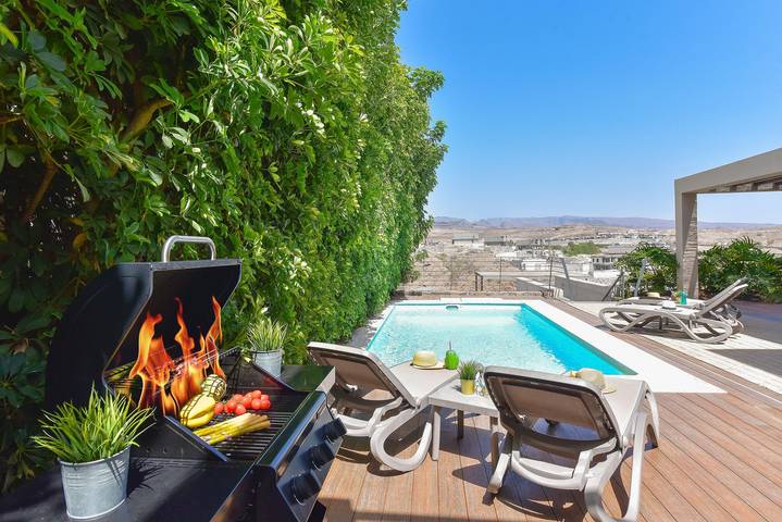 Chalet para 4 personas, con piscina además de terraza y jardín, Se admiten mascotas en Gran Canaria - 2