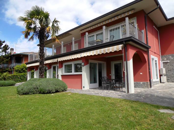 Casa vacanza per 3 persone, con Terrazza e Giardino a Orino
