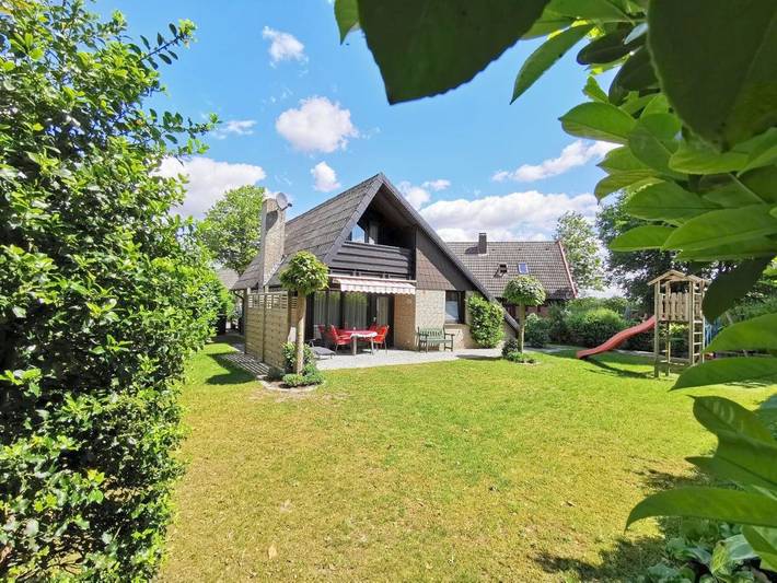 Ferienhaus für 6 Personen, mit Balkon und Terrasse sowie Garten und Ausblick in Rieste