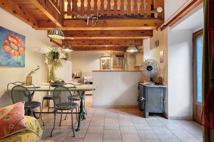 Vakantiehuis 'La Fée Du Val - Gîte in de Ardèche' met privézwembad, wifi en airco in Rosières (Ardeche), Parc naturel régional des Monts d'Ardèche