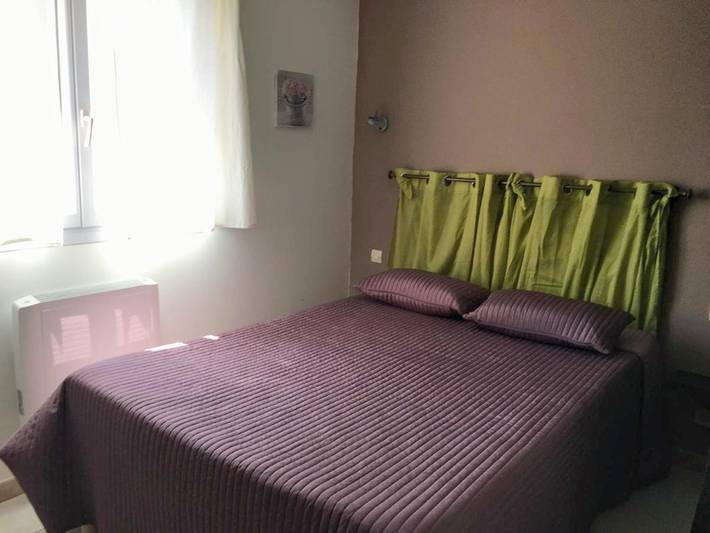 Location de vacances pour 5 personnes, avec Terrasse et Jardin à Solliès-Toucas - 2