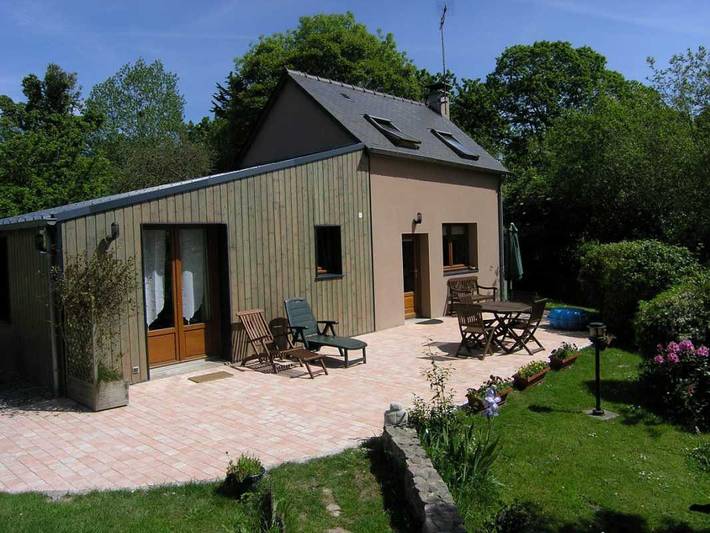 Gîte pour 3 personnes, avec Terrasse et Jardin à Plurien