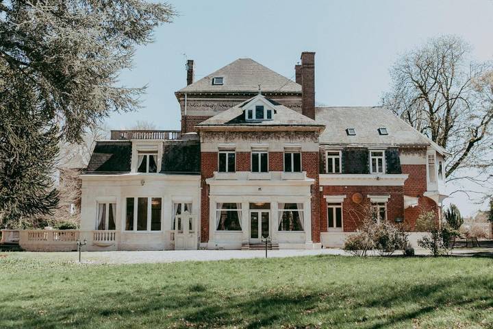 Location de vacances pour 2 personnes, avec Terrasse et Jardin à Corbehem