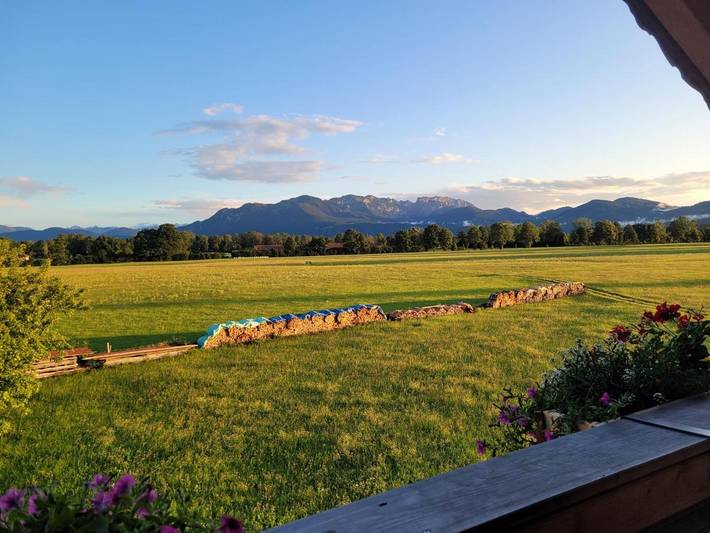 Ferienwohnung für 5 Personen, mit Balkon und Ausblick in Gaißach