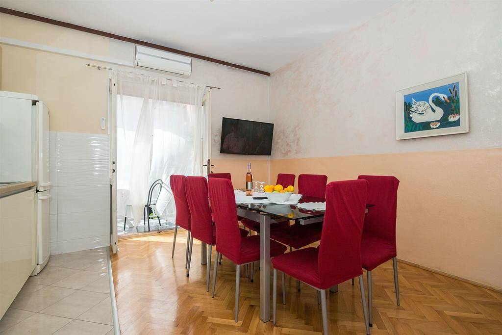 Ganze Wohnung, Ferienwohnung Nuic A1 in Makarska, Makarska Riviera
