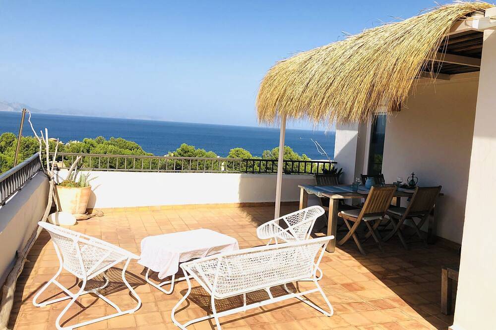 Apartamento entero, Penthouse apartment with roof terrace and dream sea view Josilo 1 in Betlem, Artà