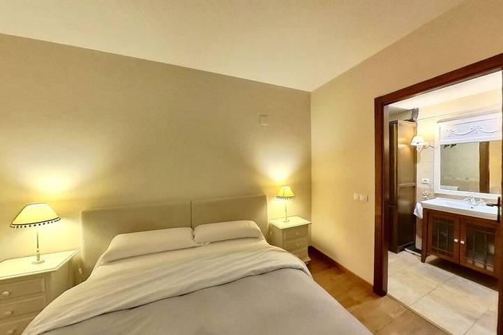 Ganze Wohnung, Villa R´arco - Tucasaenlospirineos in Escarrilla, Sallent de Gállego