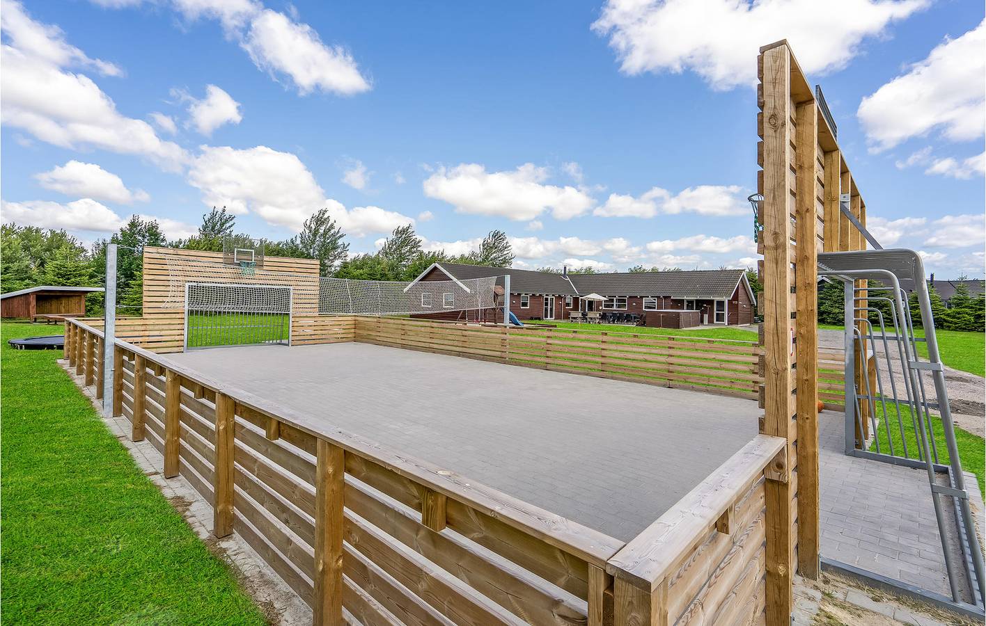 Maison de vacances pour 24 personnes avec terrasse in Mer Baltique suédoise