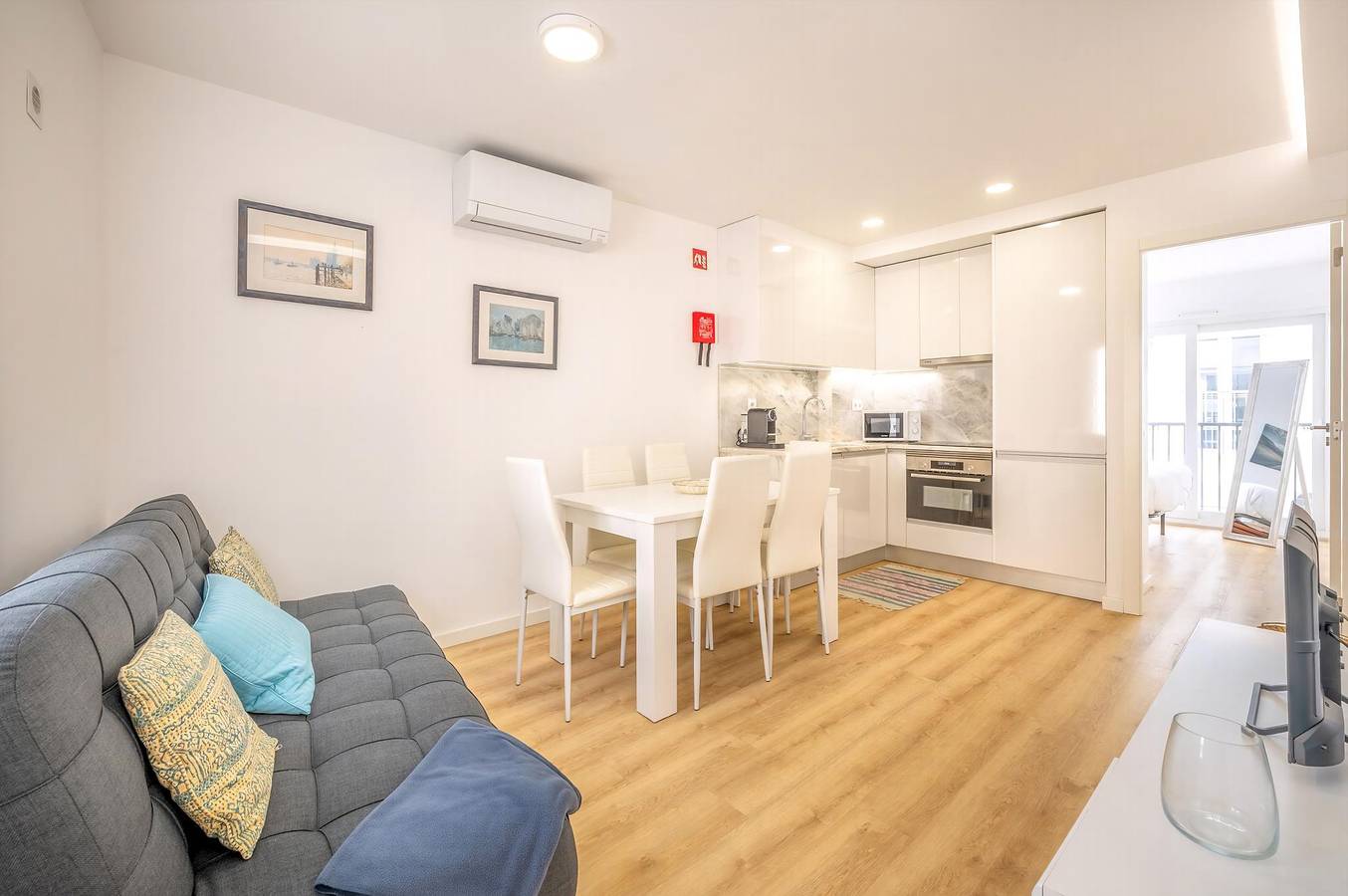 Appartement entier, Guestready - Escapade ensoleillée à Sesimbra in Praia da Califórnia, Sesimbra