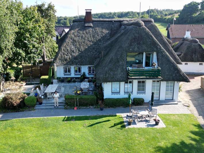 Ferienwohnung für 2 Personen, mit Terrasse und Ausblick sowie Garten - 1