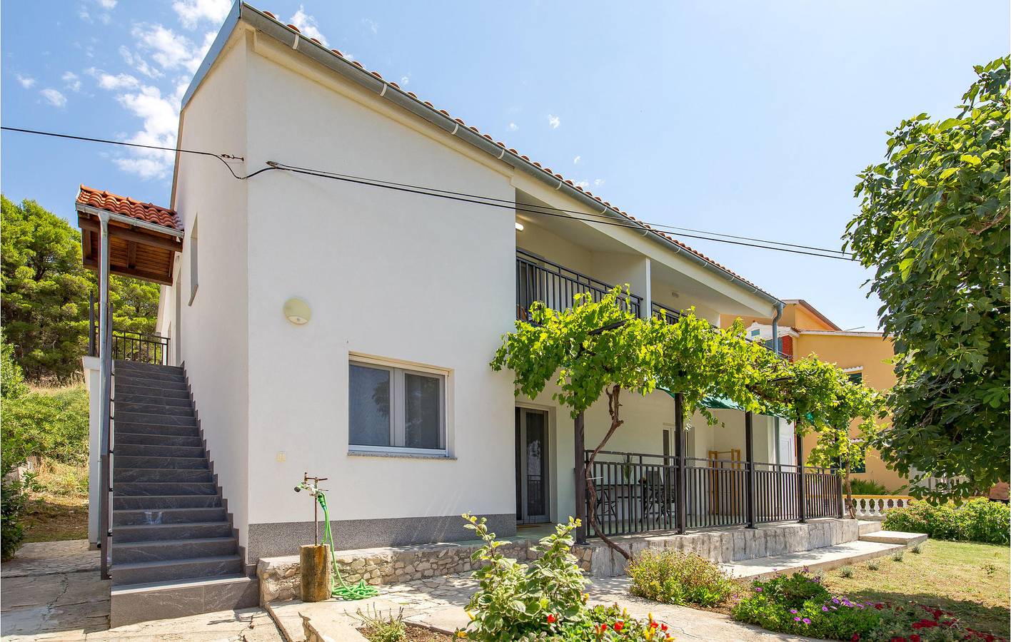 Ganze Ferienwohnung, Ferienwohnung für 3 Personen mit Terrasse in Vlasici, Pag