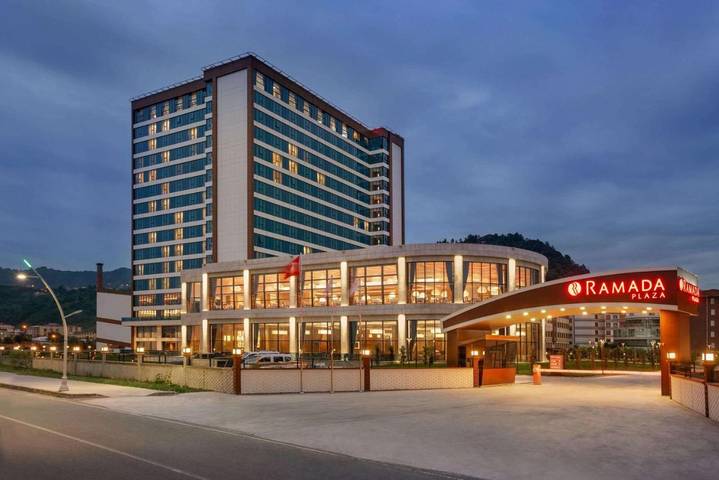Hotel for 2 people, with sauna and garden as well as hot tub - 1