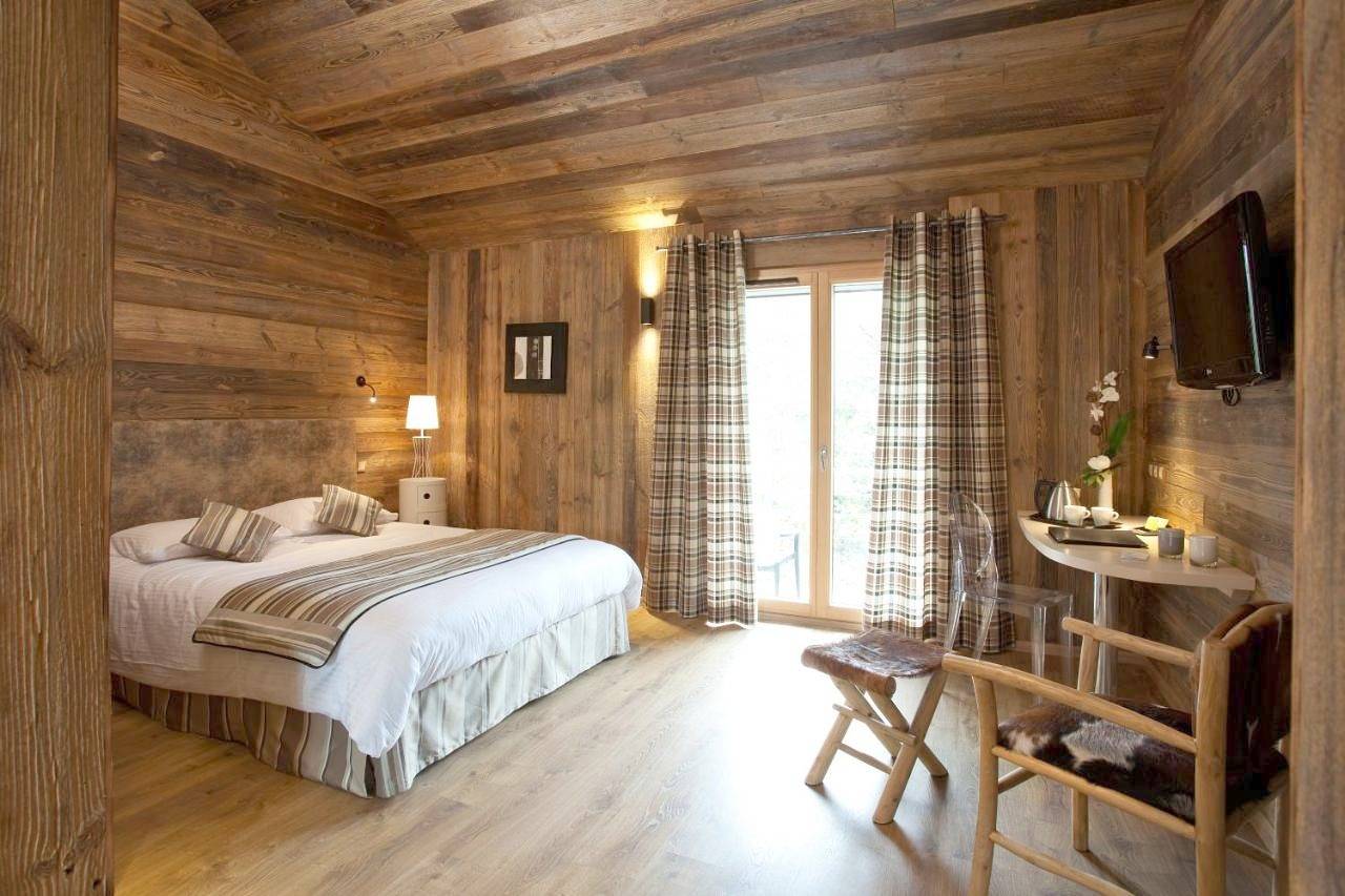 Hotel Blanc in Marigny-Saint-Marcel, Région d'Annecy