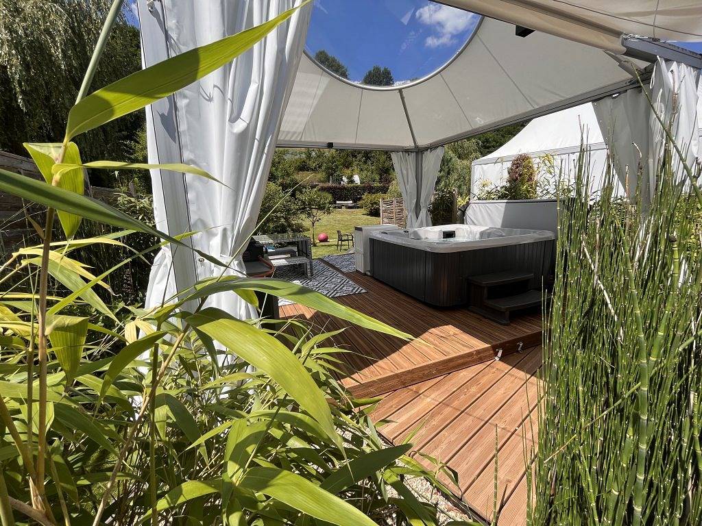 Starlette-Lodge avec spa privatif, séjour Zen in Meisenthal, Sarreguemines