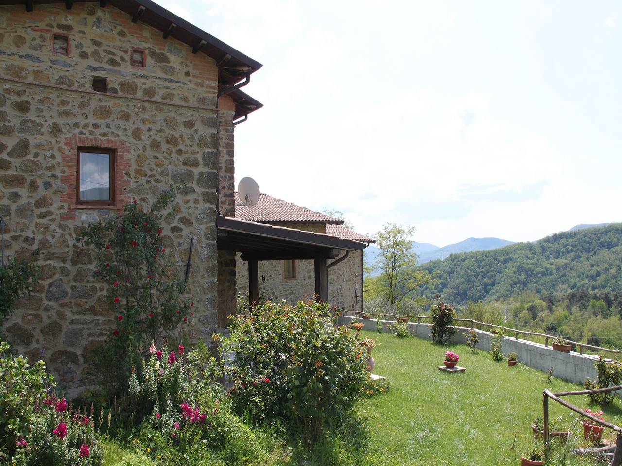 Holiday Home in Mulazzo near Tuscan Castles in Mulazzo, Val di Magra