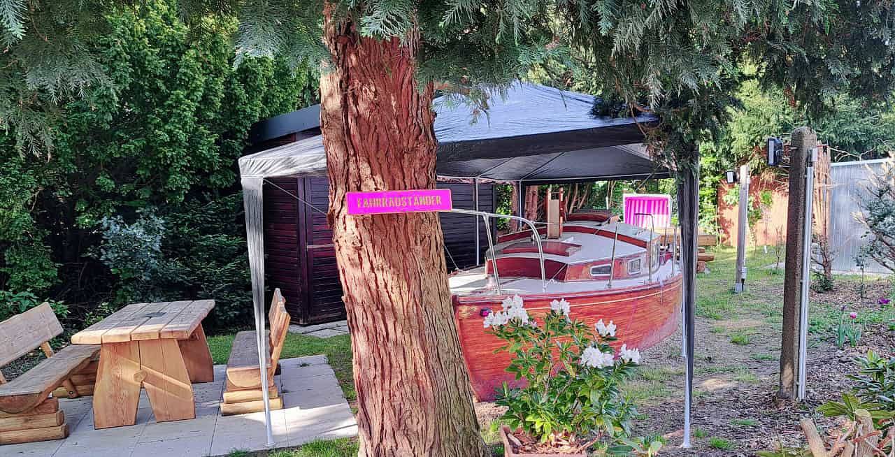 Hotel Columbus & Glamping - Doppelzimmer Kategorie D in Lehe (Bremerhaven), Bremerhaven