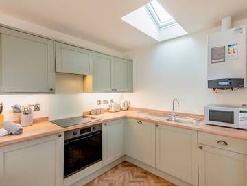 Log Cabin for 2 People in Filey, North Yorkshire, Photo 4