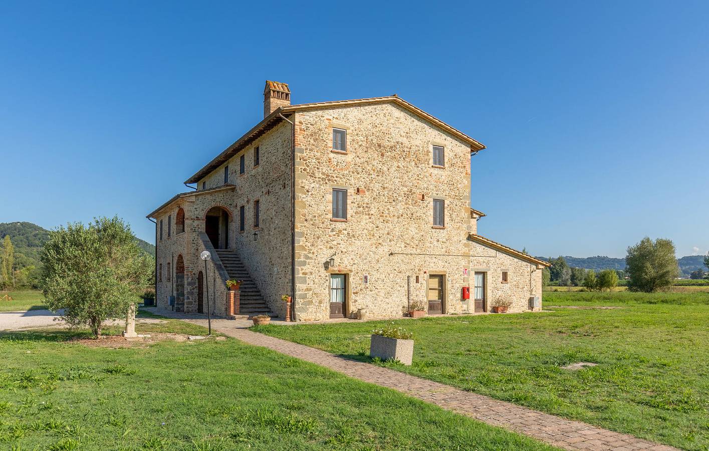 Apartamento junto al lago con piscina y jardín, a 2,5 km de Umbertide in Montone (Italia), Valtiberina