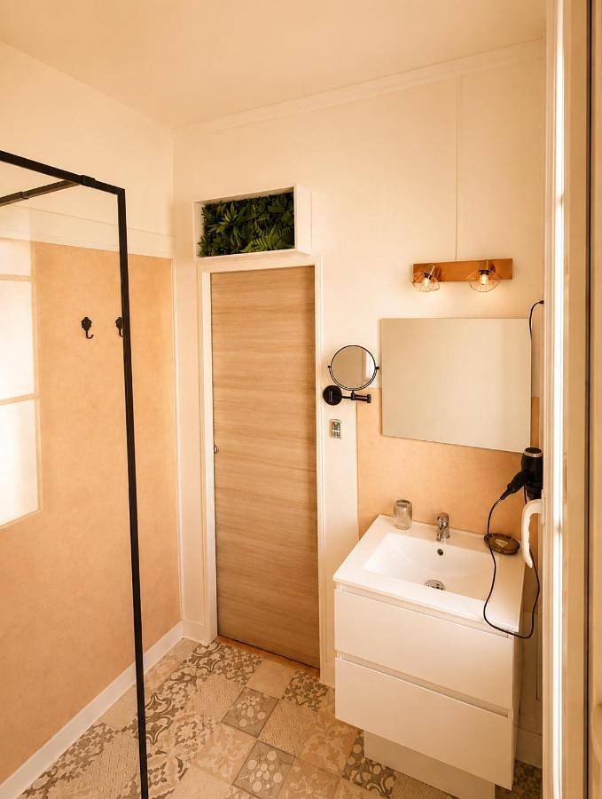 Appartement de vacances entier, La Cour Du Puits, Chambre Darjeeling in Cormeilles, Région de Bernay