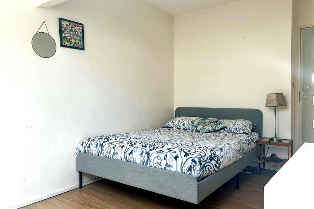 Appartement entier, Appartement en duplex, 3 chambres, 5 mn à pied du centre ville in Sète, Côte méditerranéenne (France)