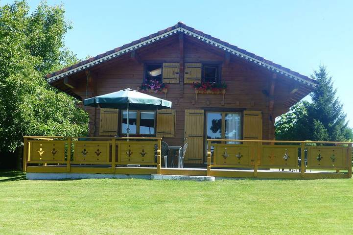 Maison de campagne pour 4 personnes, avec jardin et terrasse à Larringes