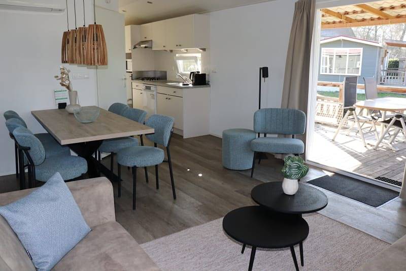 Wohnwagen für 6 Personen mit Balkon/Terrasse in Veluwe