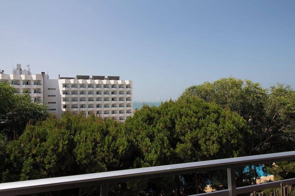 Apartamento entero, Lightbooking Nacita terraza a metros de la playa in Valdelagrana, El Puerto de Santa María