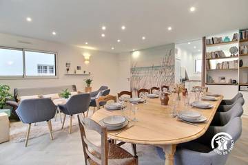 Gîte pour 11 personnes, avec terrasse et jardin à Arradon