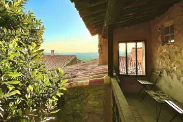 Location de vacances pour 4 personnes, avec jardin et balcon à Caseneuve