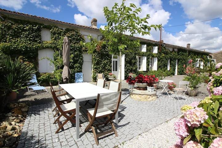 Location de vacances pour 5 personnes à Eyrans