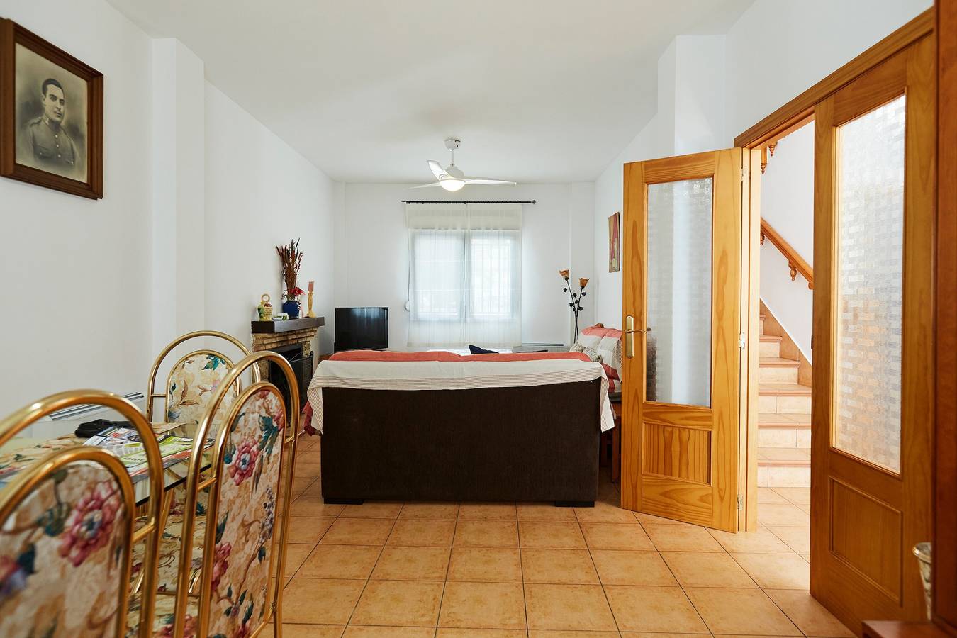 Casa Emilia: Rural Retreat with Private Terrace, Garden, and Wi-Fi in Baeza, Jaén Province