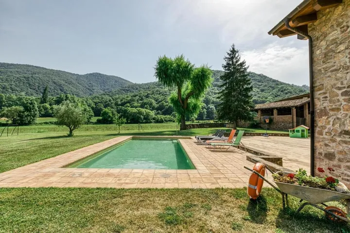 Ferienwohnung für 11 Personen, mit Pool und Ausblick sowie Garten - 1