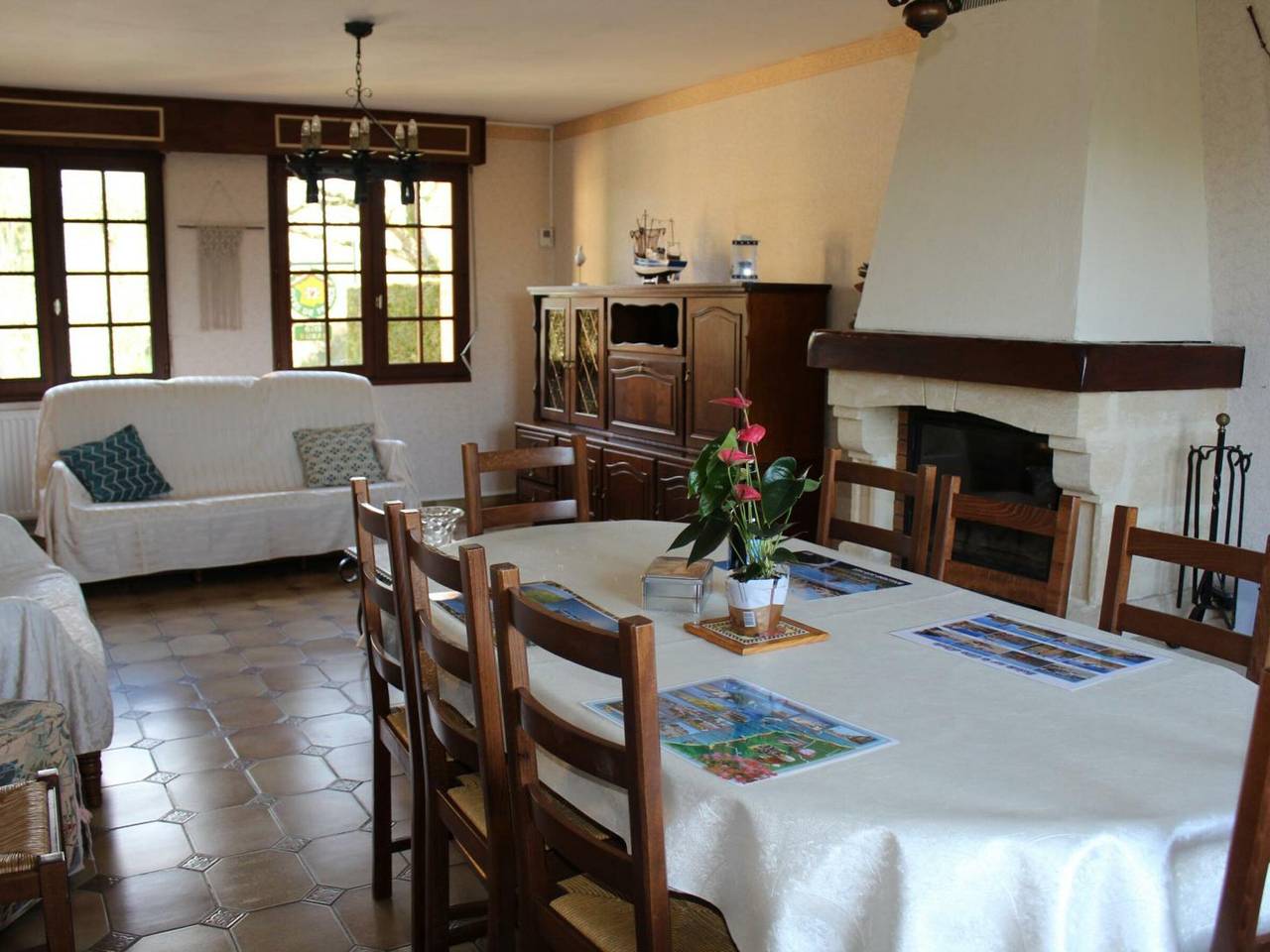 Countryside Retreat: Cozy 5-Bedroom House with Large Garden, Parking, and Modern Amenities in Réty, Boulogne-sur-Mer region