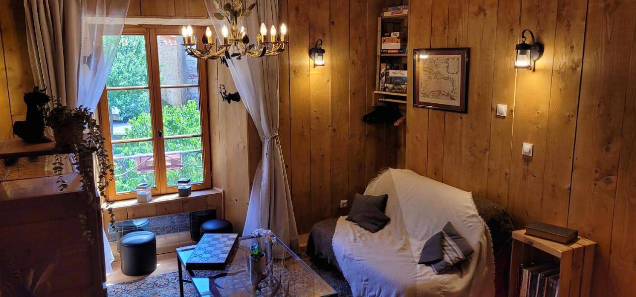 Appartement de vacances entier, Le relais de l'abelan in Blesle, Parc naturel régional des Volcans d'Auvergne