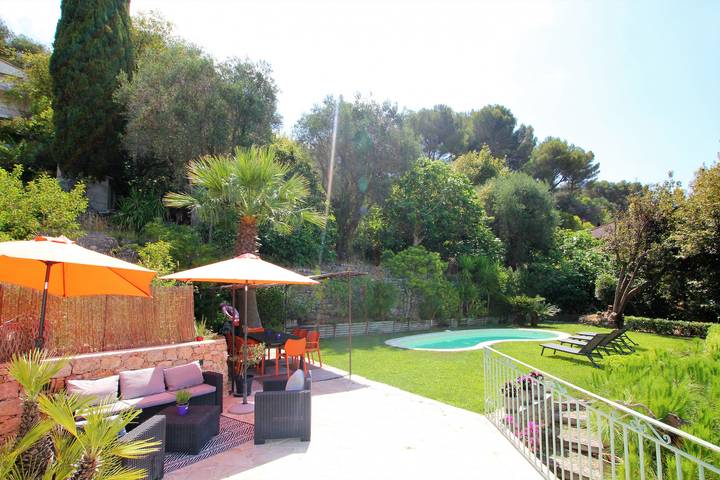 Villa für 6 Personen, mit Terrasse und Garten in Cannes - 2