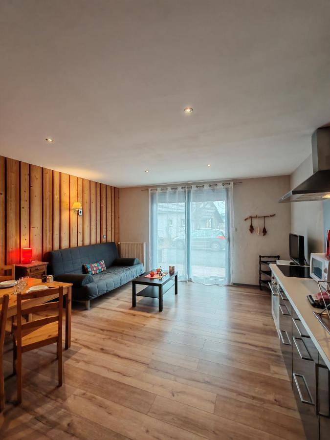 Gîte pour 4 personnes, avec terrasse dans Mont Mézenc - 3