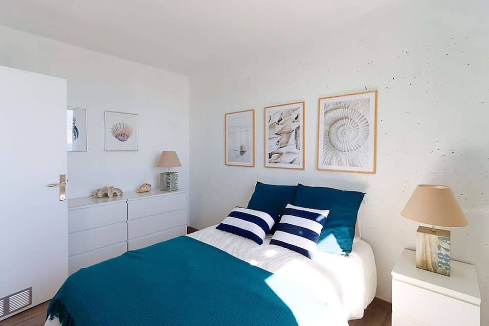 Appartement entier, Port Grimaud Appartement 4 pieces plage renove - vue mer in Port Grimaud, Grimaud