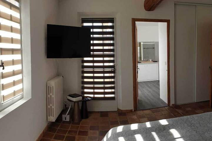 Unabhängige Villa mit großem Pool und Sommerküche in Châteauneuf-Grasse, Mittelmeerküste (Frankreich)
